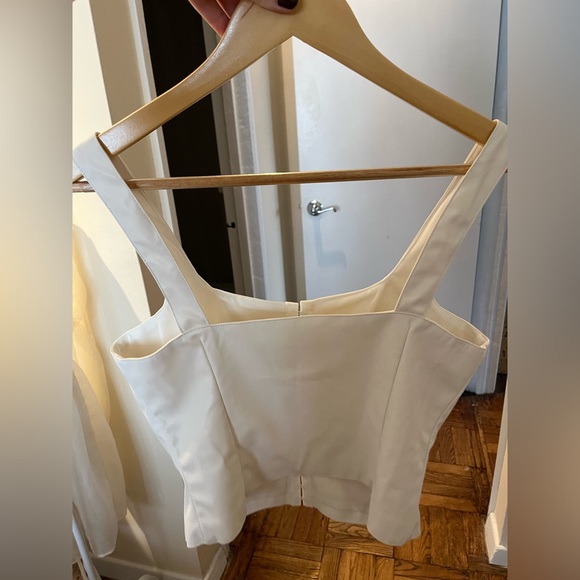 White corset top, L - Picture 2 of 3